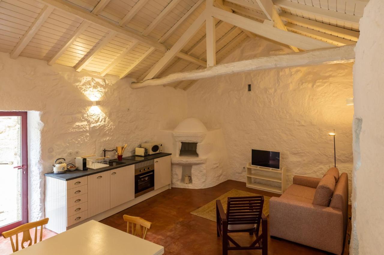 Casas Do Capitao - Paiva Valley - Pool And Nature カステロ・デ・パイヴァ エクステリア 写真