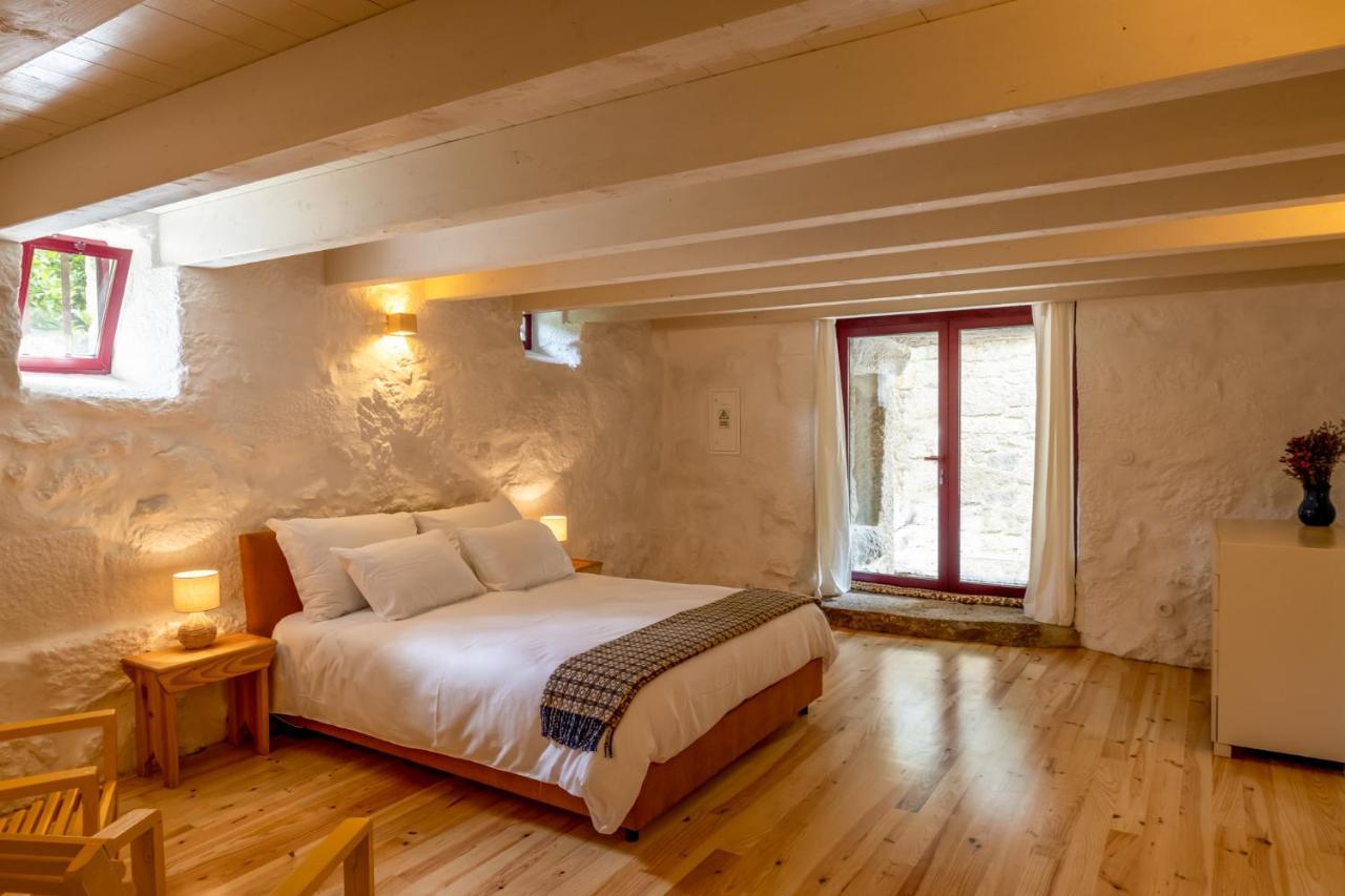 Casas Do Capitao - Paiva Valley - Pool And Nature カステロ・デ・パイヴァ エクステリア 写真