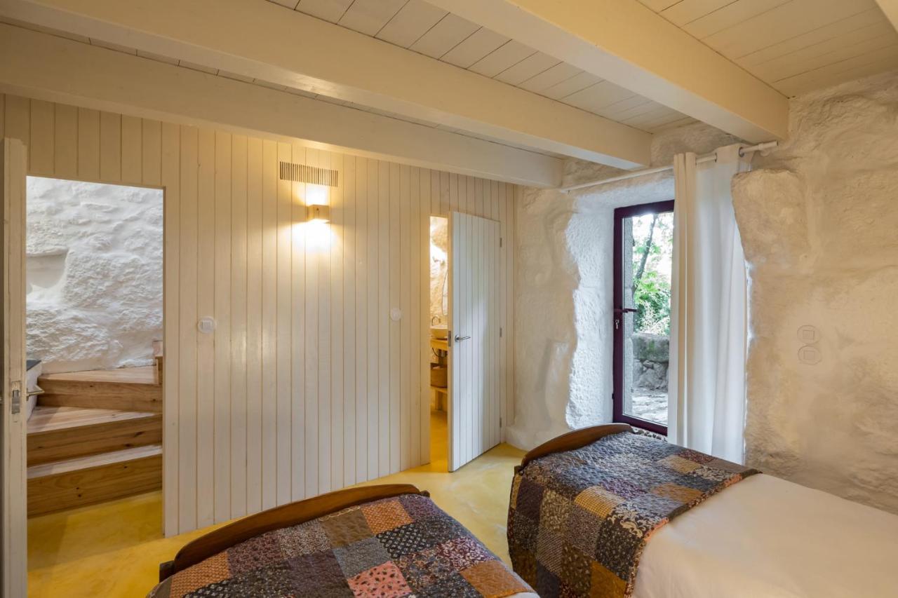 Casas Do Capitao - Paiva Valley - Pool And Nature カステロ・デ・パイヴァ エクステリア 写真